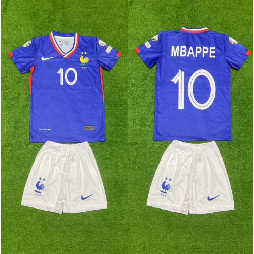 8135 Детски футболен комплект France MBAPPE 10